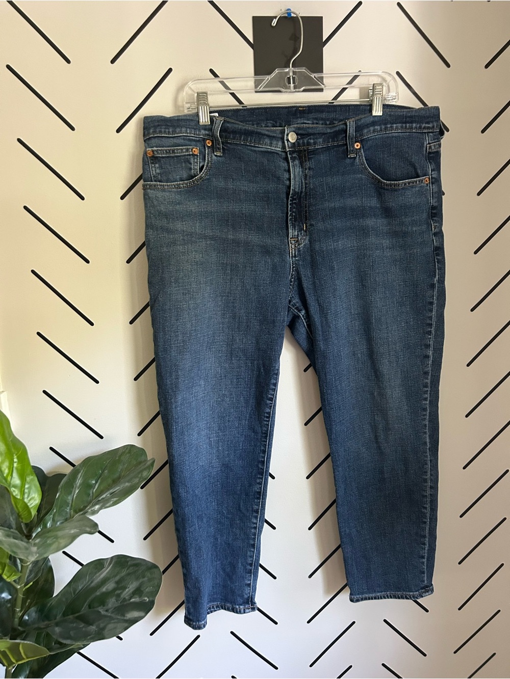 Gap girlfriend mid rise dark wash jeans